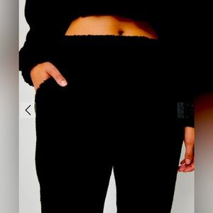 Ardene Sherpa sweatpants